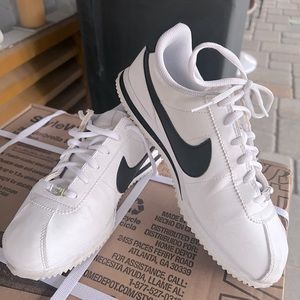 Nike Cortez